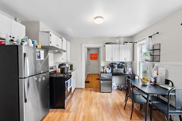 17 Ashton St, Everett, MA 02149