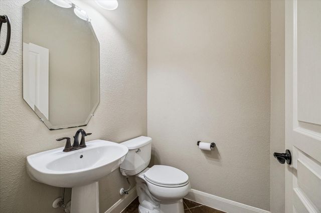 5902 Chatham Cove, Missouri City, TX 77459