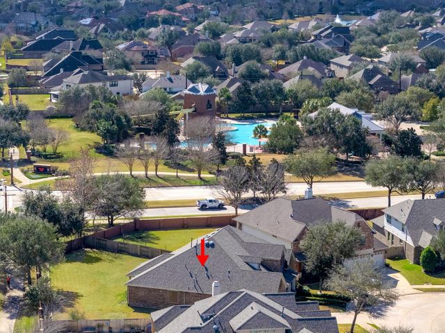 5902 Chatham Cove, Missouri City, TX 77459