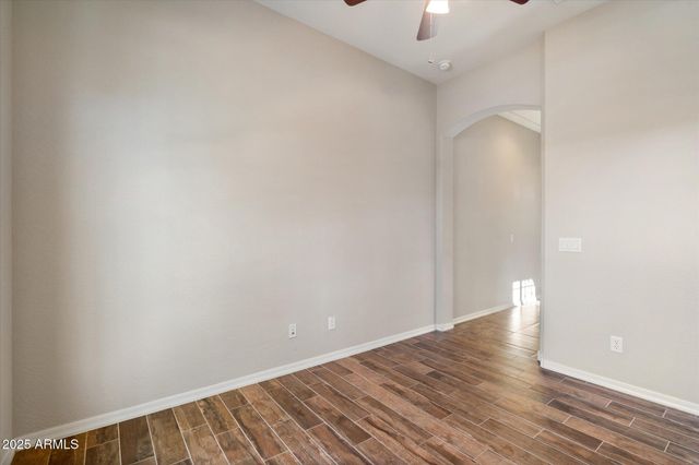 13648 W JESSE RED Drive, Peoria, AZ 85383