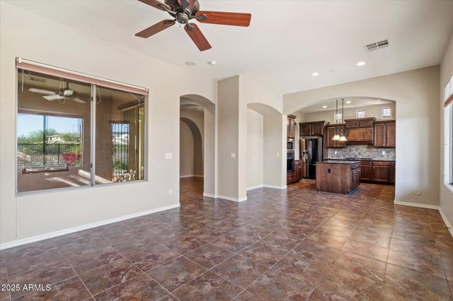 13648 W JESSE RED Drive, Peoria, AZ 85383