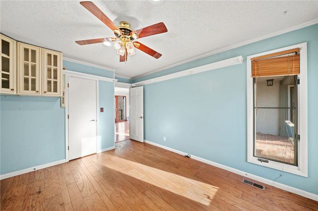 1113 E Walnut Street, Rogers, AR 72756