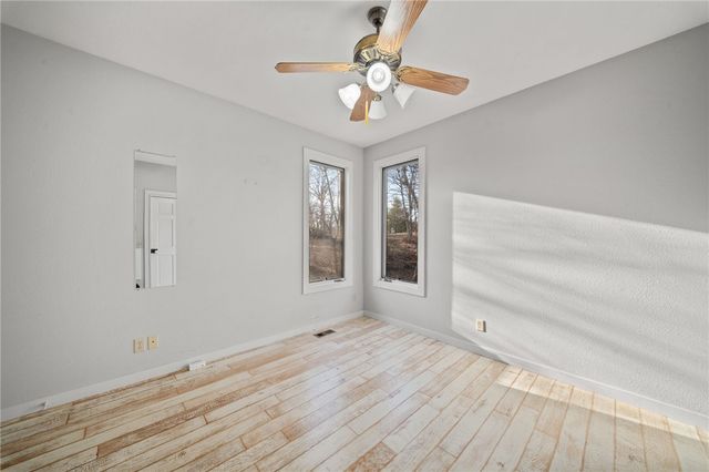 1113 E Walnut Street, Rogers, AR 72756