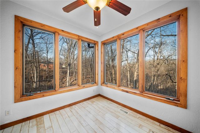 1113 E Walnut Street, Rogers, AR 72756