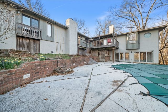 1113 E Walnut Street, Rogers, AR 72756