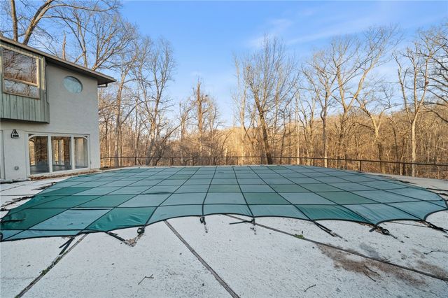 1113 E Walnut Street, Rogers, AR 72756