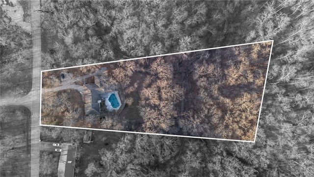 1113 E Walnut Street, Rogers, AR 72756