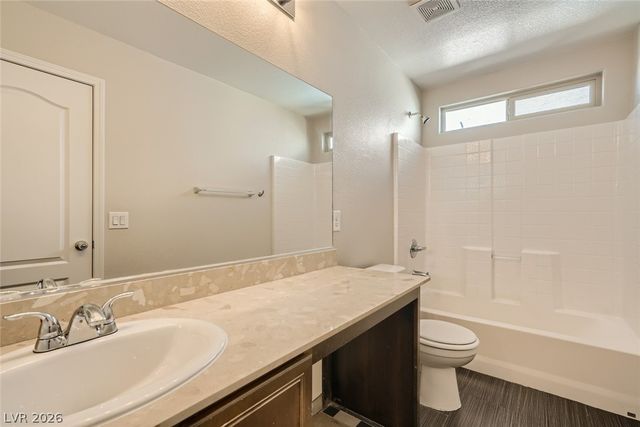 10601 Derby Peak Lane, Las Vegas, NV 89166