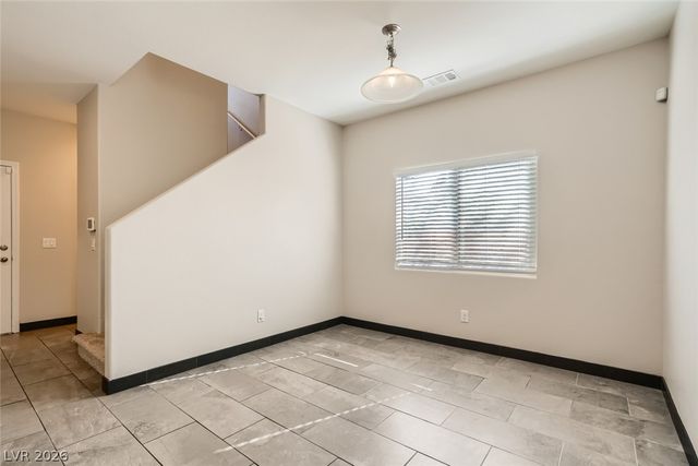 10601 Derby Peak Lane, Las Vegas, NV 89166