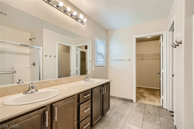 10601 Derby Peak Lane, Las Vegas, NV 89166