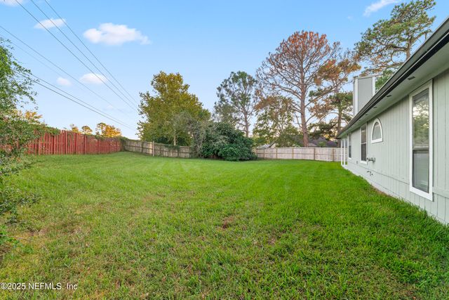 12467 E SWALLOW HAWK Court, Jacksonville, FL 32225