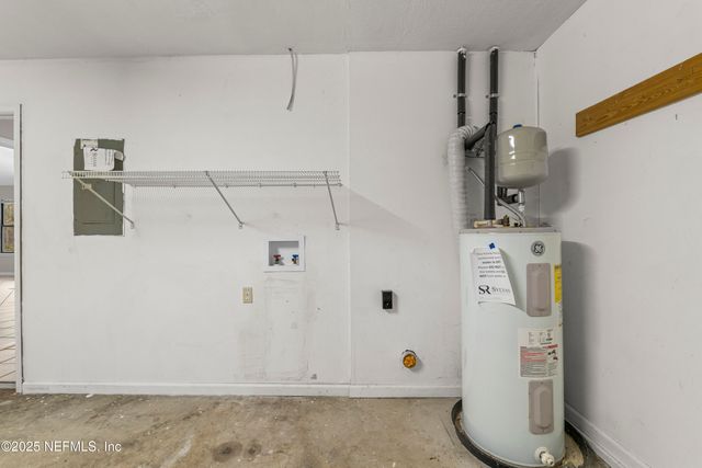 12467 E SWALLOW HAWK Court, Jacksonville, FL 32225