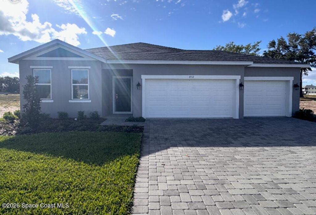 1332 Dunblane Way NE, Palm Bay, FL 32905