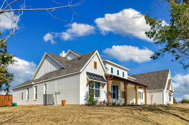 6251 McChesney Drive, Midlothian, TX 76065