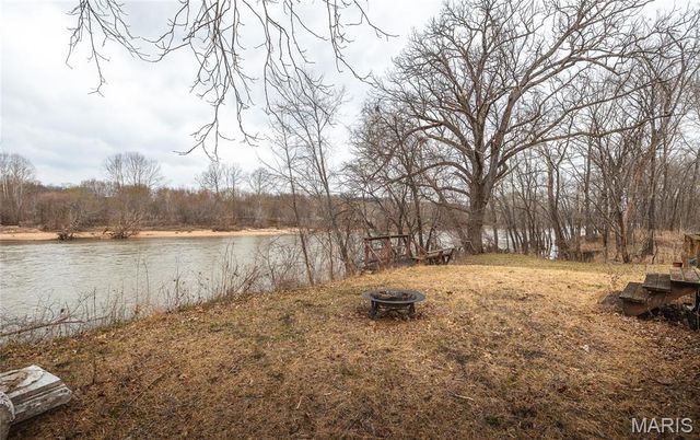 18020 State Route E, Rolla, MO 65401