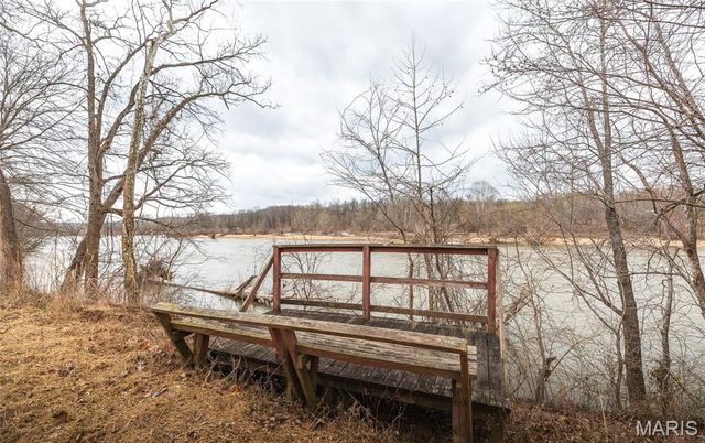 18020 State Route E, Rolla, MO 65401