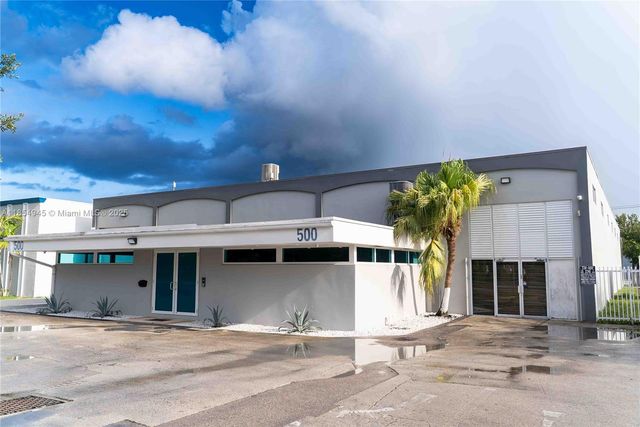500 W 84th St, Hialeah, FL 33014