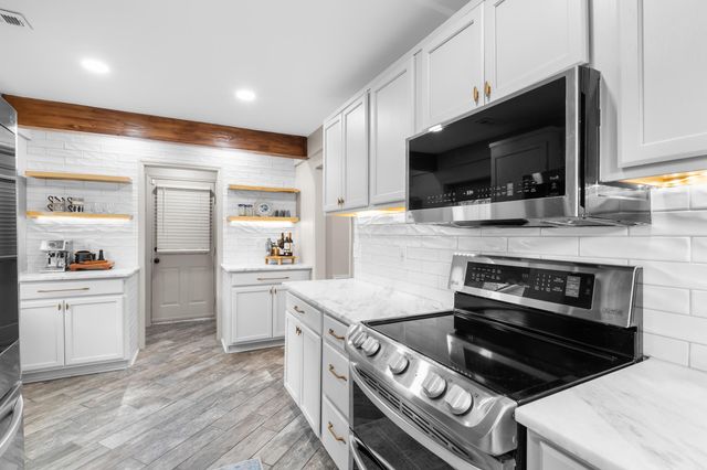 102 Tea Olive Court, Summerville, SC 29485