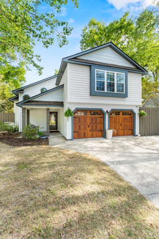 102 Tea Olive Court, Summerville, SC 29485