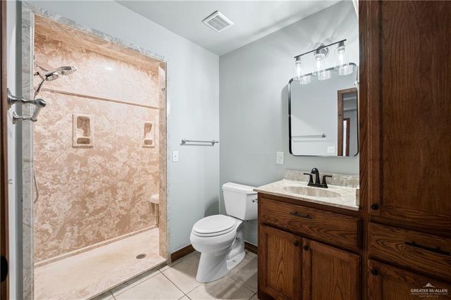 803 S New Mexico Street, Alton, TX 78573