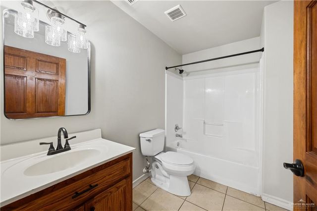 803 S New Mexico Street, Alton, TX 78573