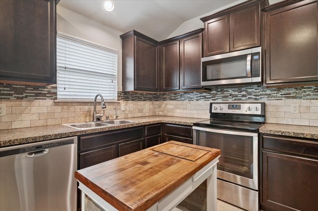 1716 Black Willow Trail, Anna, TX 75409
