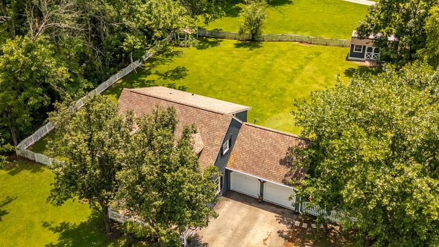 1511 Long Hollow Pike, Gallatin, TN 37066