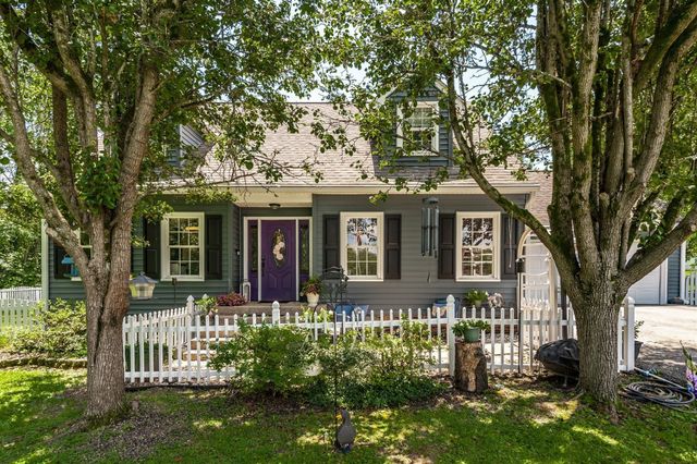 1511 Long Hollow Pike, Gallatin, TN 37066