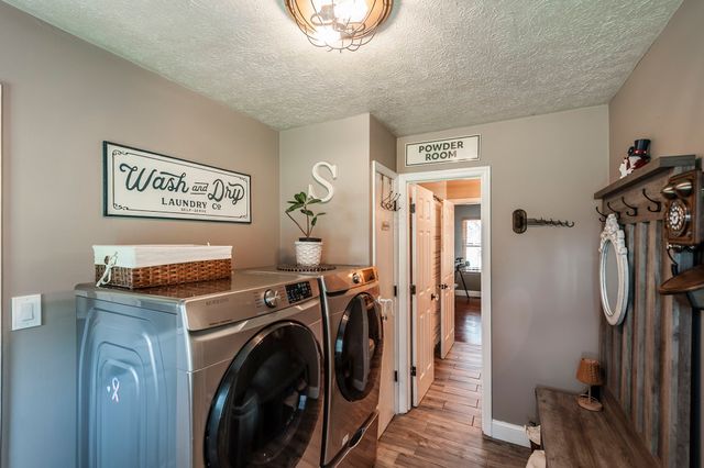 1511 Long Hollow Pike, Gallatin, TN 37066