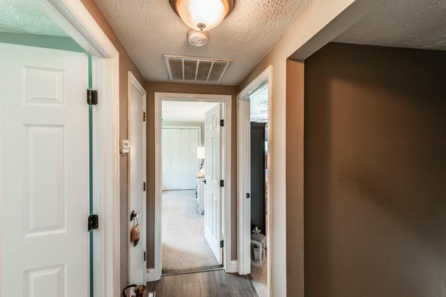1511 Long Hollow Pike, Gallatin, TN 37066
