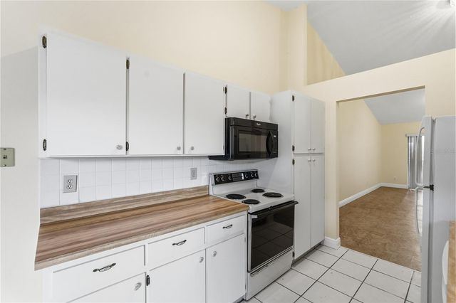 106 HUNTER COURT, Palm Harbor, FL 34684