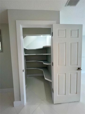 1242 N FAIRWAY DRIVE, Apopka, FL 32712