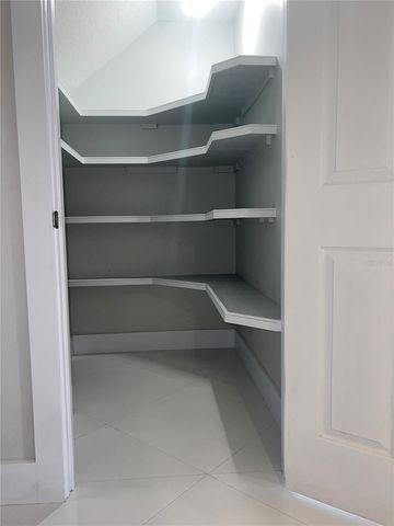 1242 N FAIRWAY DRIVE, Apopka, FL 32712