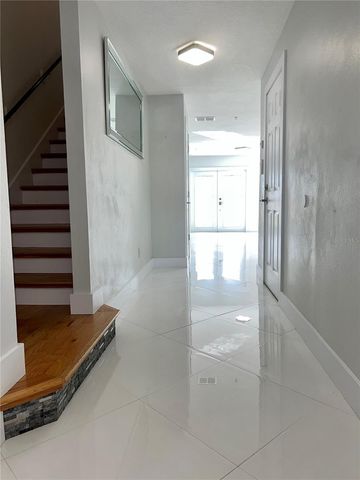 1242 N FAIRWAY DRIVE, Apopka, FL 32712