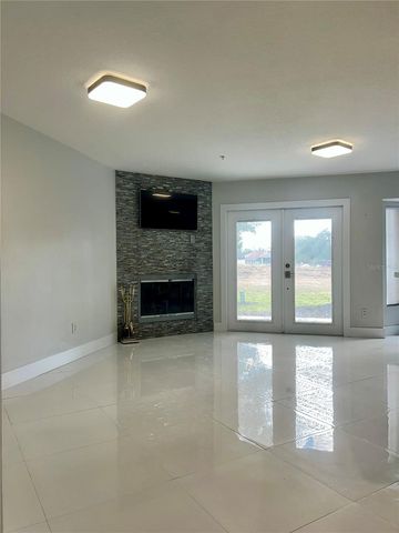 1242 N FAIRWAY DRIVE, Apopka, FL 32712