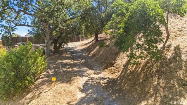1194 Black Canyon, Simi Valley, CA 93063
