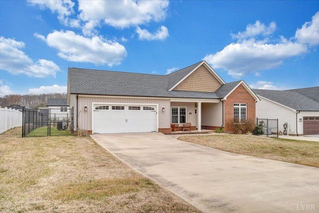 1270 Hupps Hill Lane, Forest, VA 24551