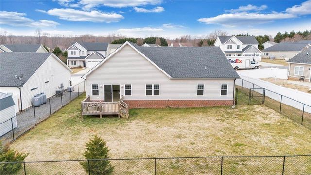 1270 Hupps Hill Lane, Forest, VA 24551