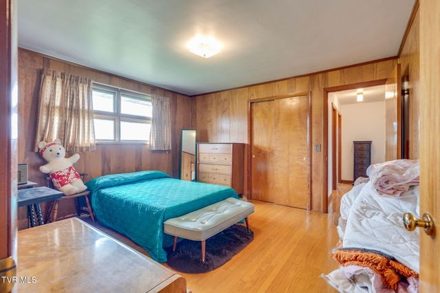 801 Mimosa Drive, Kingsport, TN 37660