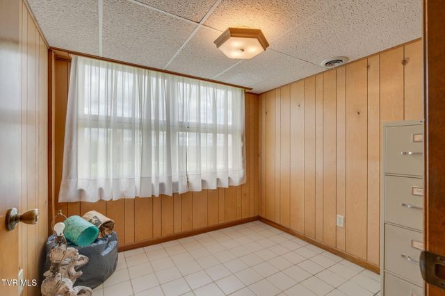 801 Mimosa Drive, Kingsport, TN 37660