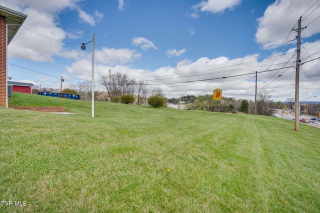 801 Mimosa Drive, Kingsport, TN 37660