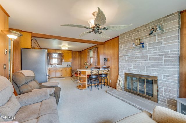 801 Mimosa Drive, Kingsport, TN 37660