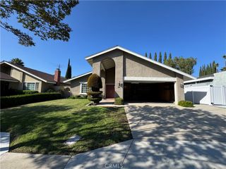 6047 Kingsbriar, Yorba Linda, CA 92886