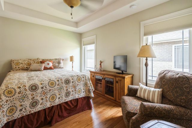 10689 Arbor Lane, St. John, IN 46373