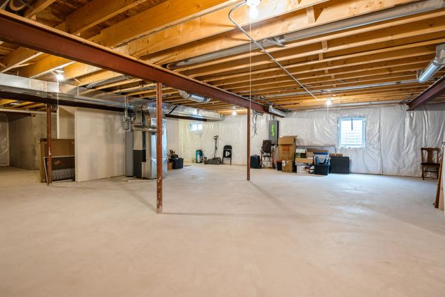 10689 Arbor Lane, St. John, IN 46373