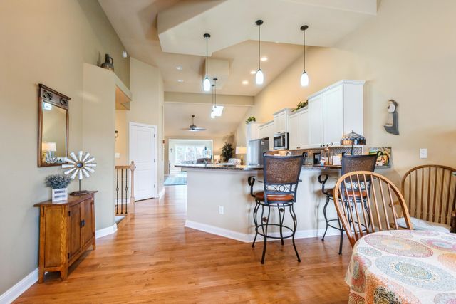 10689 Arbor Lane, St. John, IN 46373