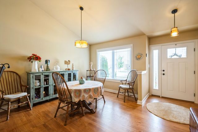 10689 Arbor Lane, St. John, IN 46373