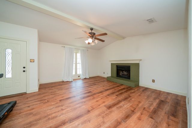 3715 Pratt D, Longview, TX 75604