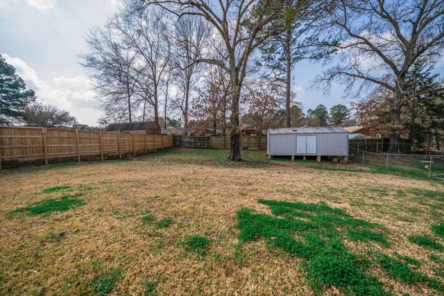 3715 Pratt D, Longview, TX 75604