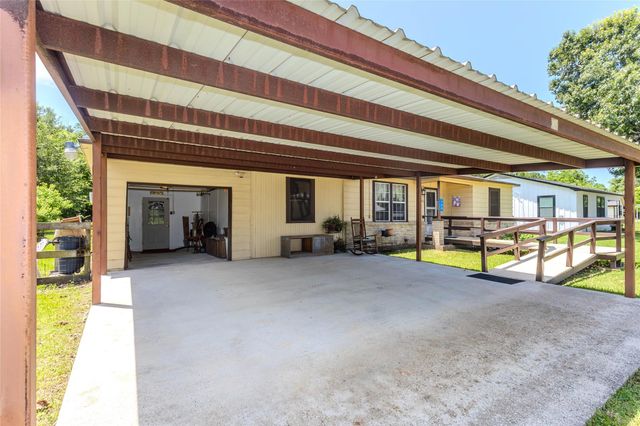 165 County Road 2359, Liberty, TX 77575